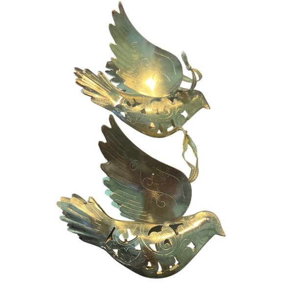Ornament Dove Gold tone - Regal Art set of 2  NWT - Picture 1 of 6